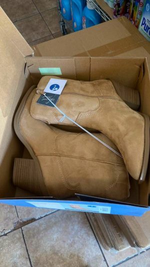 Premium Brand-Name Boots Mixed Wholesale Liquidation