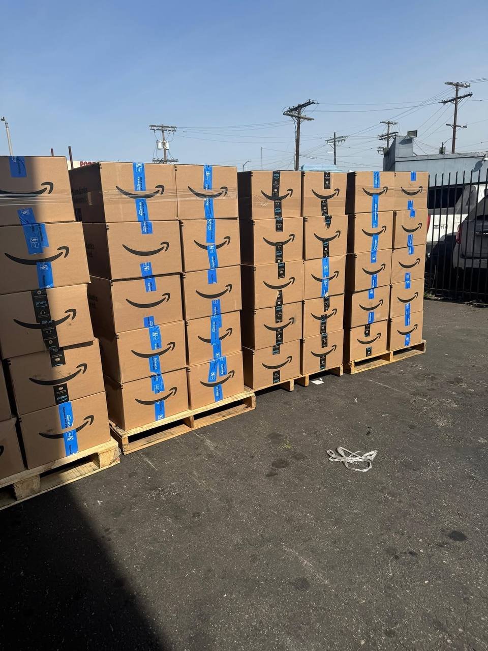 Mystery Box Truckload - Liquidation Pallet