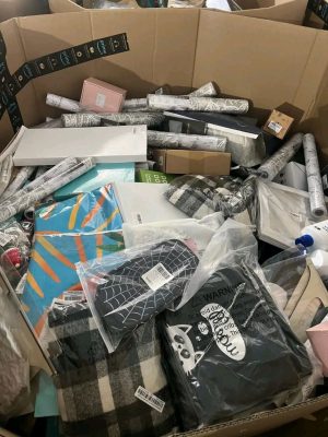 Wholesale Liquidation Deal– AMZ FC HPC Manifested Load - Liquidation Pallet