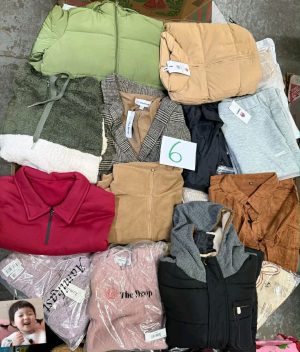 Amazon FC Winter Clothes Pallet Wholesale Liquidation