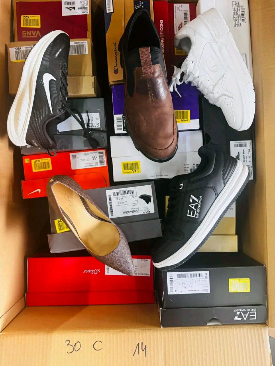 Premium Branded Mixed Footwear Wholesale Liquidation – 50 Pairs – Nike, Adidas, Vans & More – Category C Returns at €3 Per Pair - Image 10