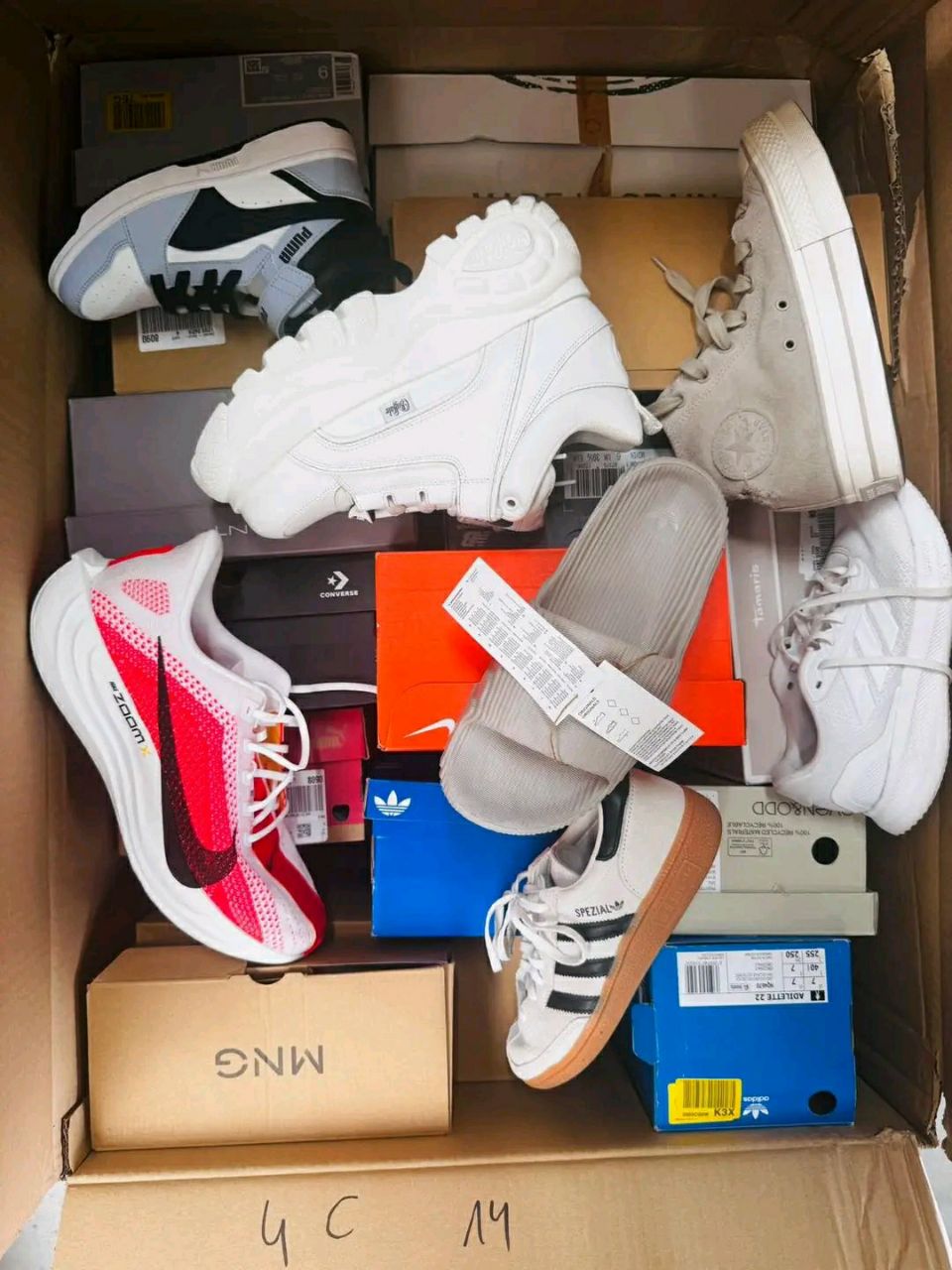 Premium Branded Mixed Footwear Wholesale Liquidation – 50 Pairs – Nike, Adidas, Vans & More – Category C Returns at €3 Per Pair - Image 4