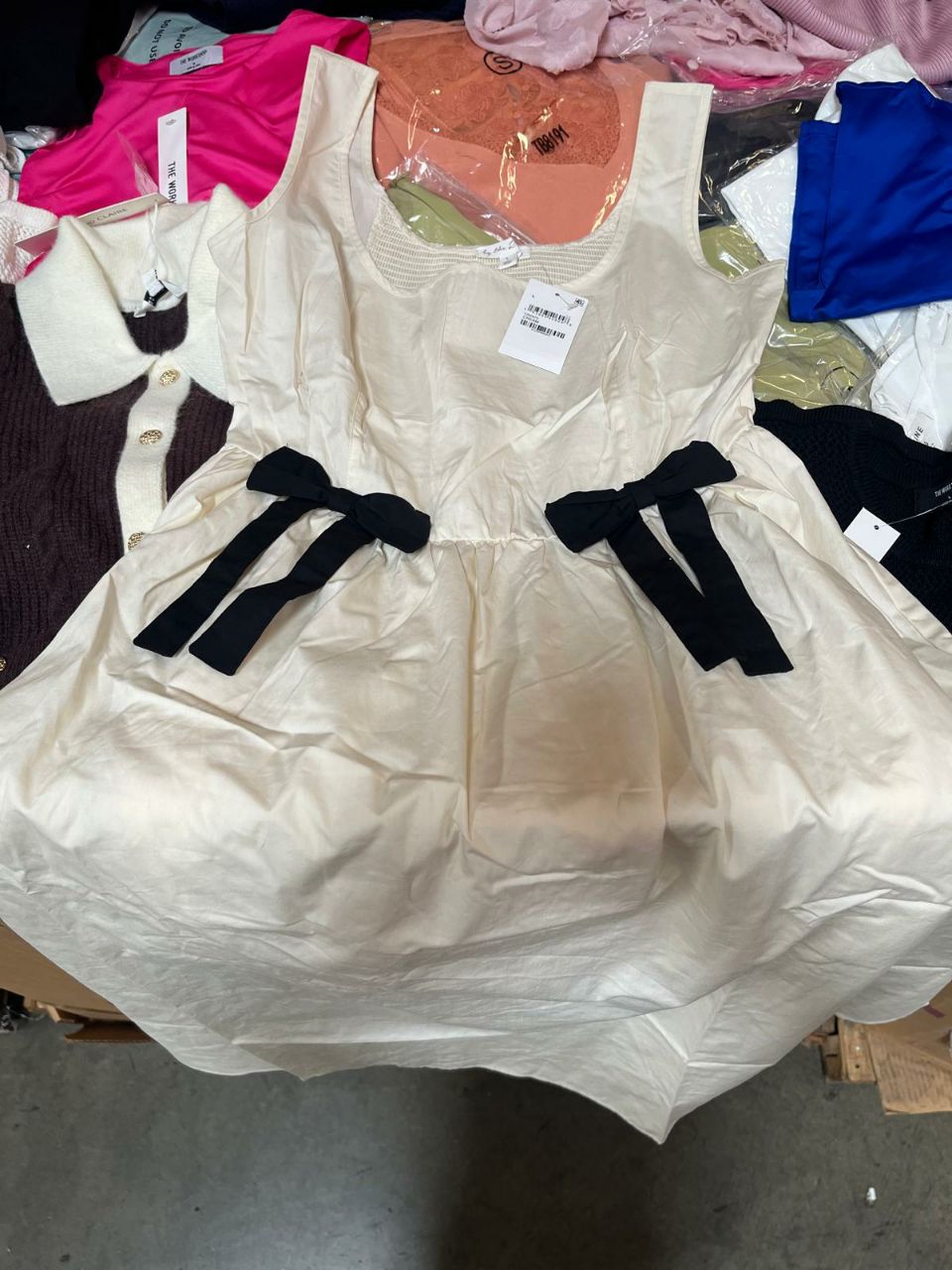 Buckle Clothing Wholesale Liquidation Pallet – 500 Pieces – New With Tags at €0.75 Per Piece - Image 11